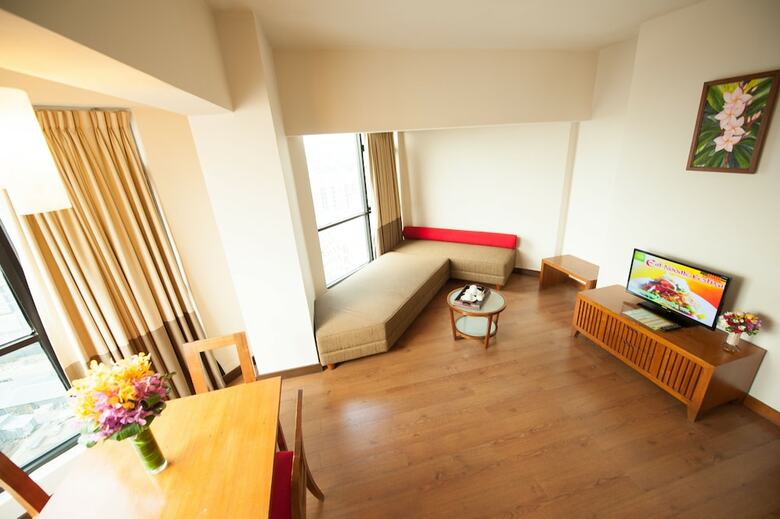 Hotel The Seasons Pattaya