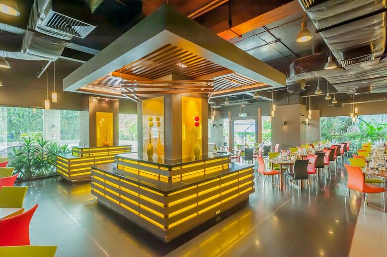 Hotel The Seasons Pattaya