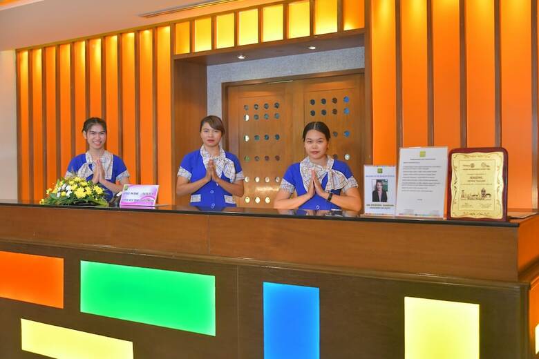 Hotel The Seasons Pattaya