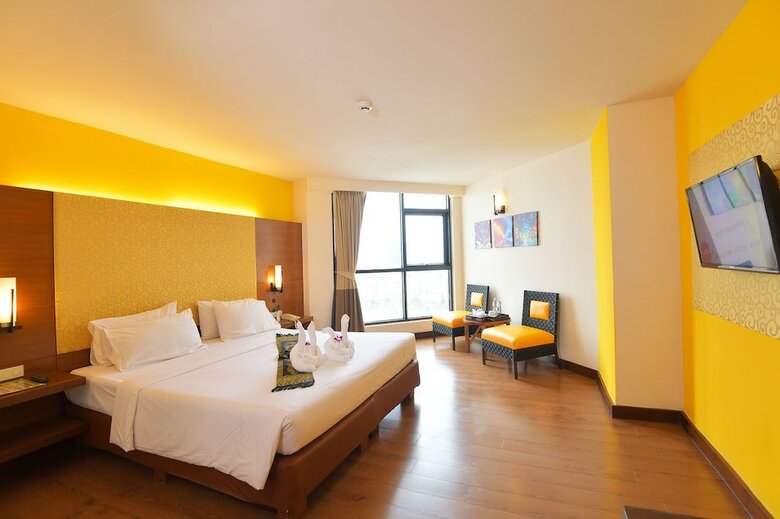 Hotel The Seasons Pattaya