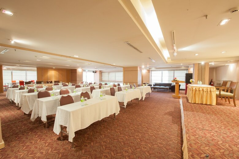 Hotel The Seasons Pattaya