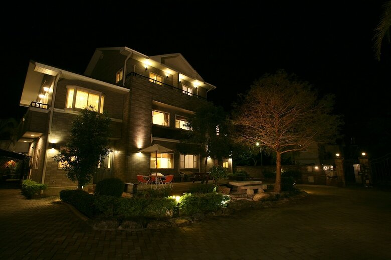 Hotel Deep Breathing B&B