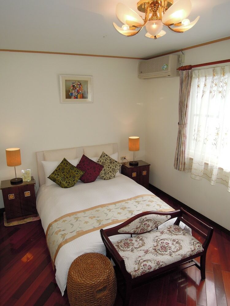 Hotel Deep Breathing B&B