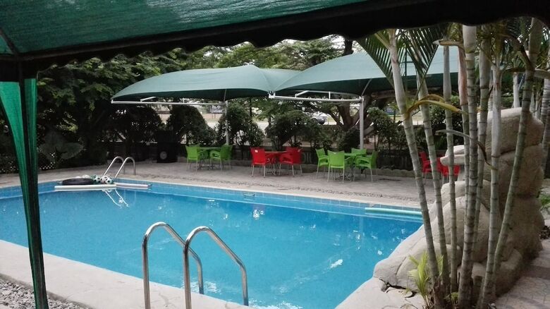 Ultimate Hotel