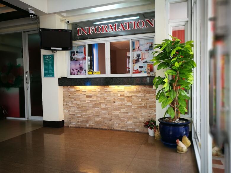 Hotel J. Residence