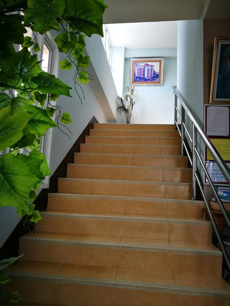 Hotel J. Residence