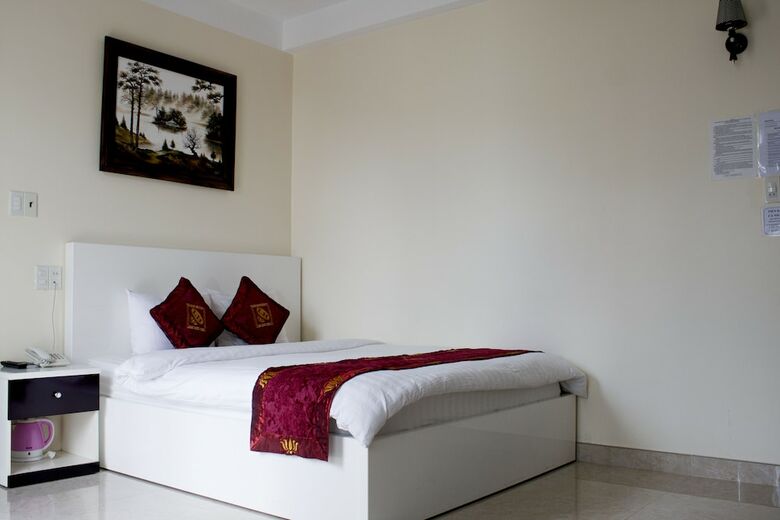 Phuoc Son Hotel
