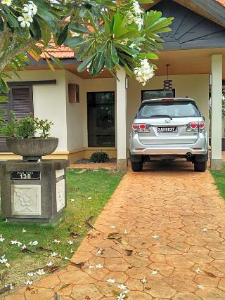 Apartamentos Sabah Beach Villas & Suites