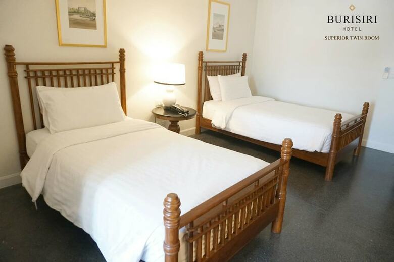 Buri Siri Hotel