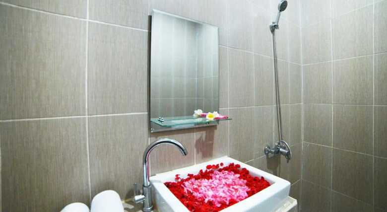 Hotel Ratu Guest House