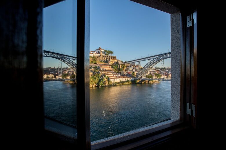 Apartamentos Ribeira Flats Mygod