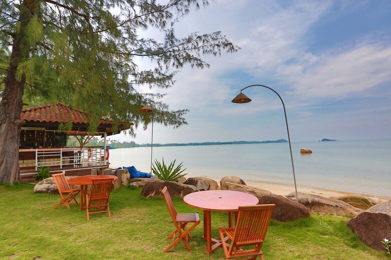 Hotel Holiday Villa Pantai Indah