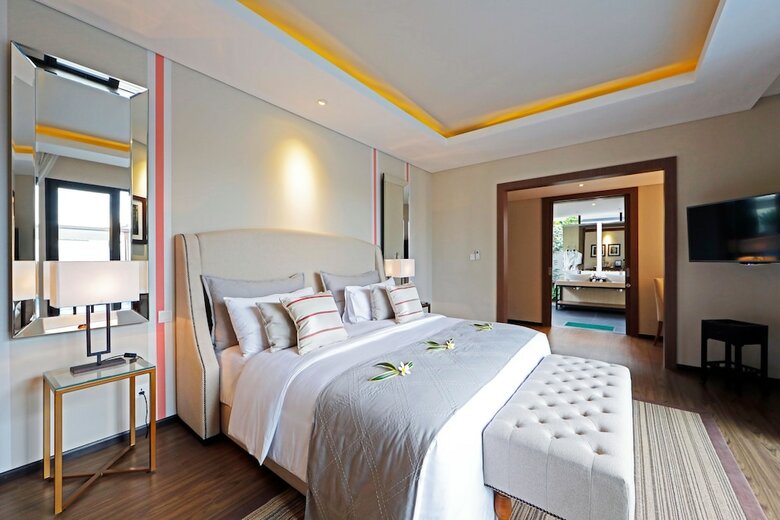 Hotel Holiday Villa Pantai Indah