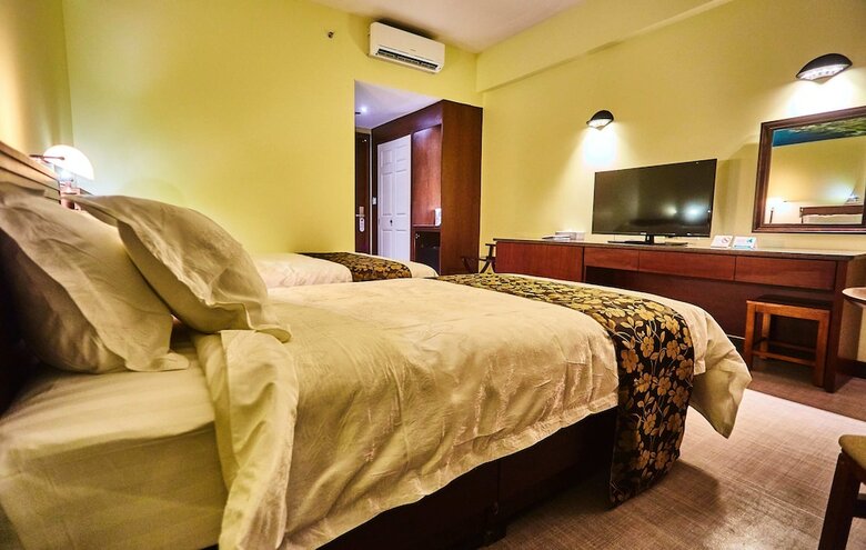 Serenti Hotel
