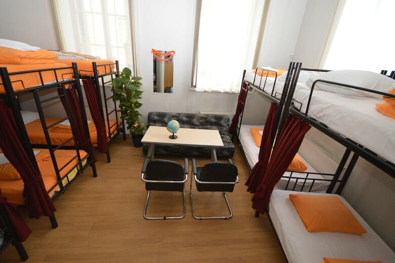 Hostal Doma Hostel