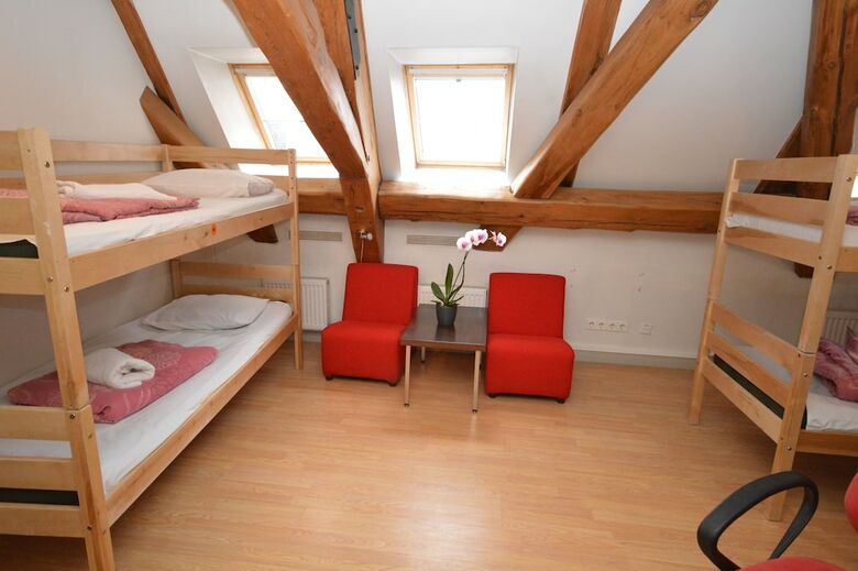 Hostal Doma Hostel