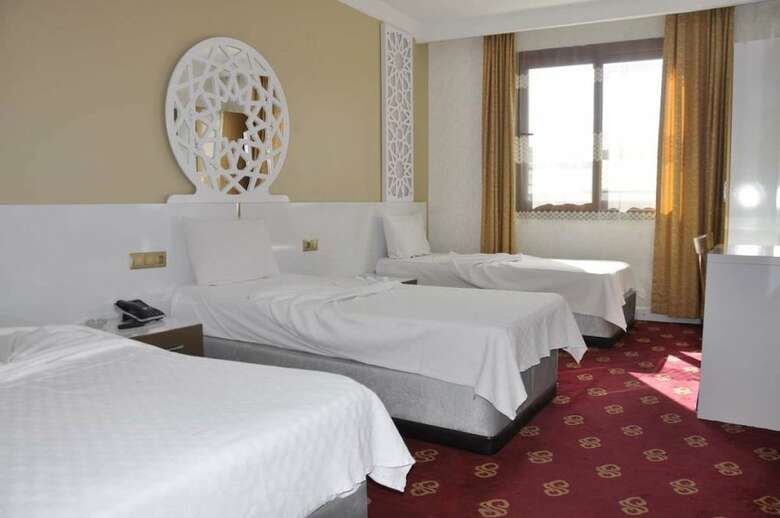 Ugur Hotel
