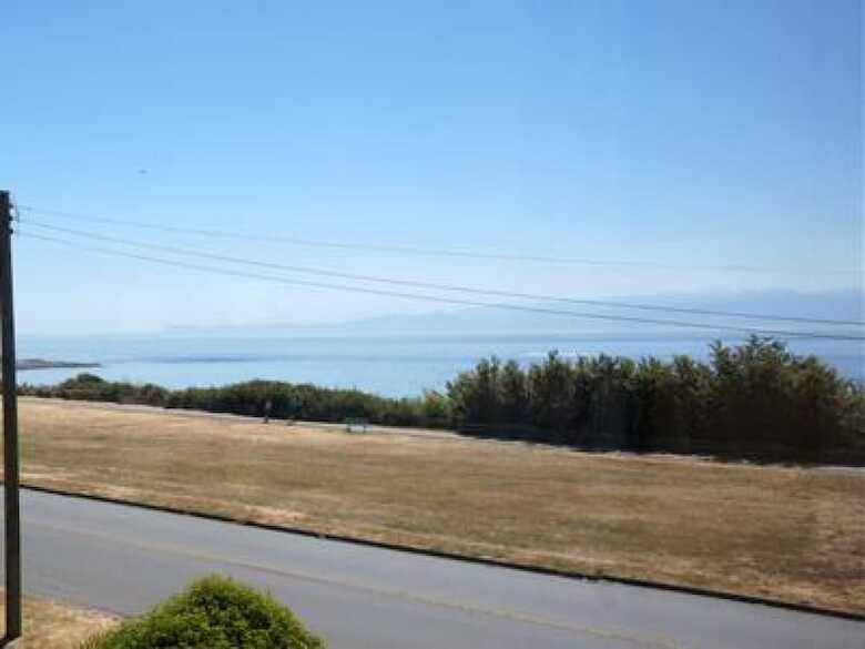 Dashwood Manor Seaside Bed & Breakfast