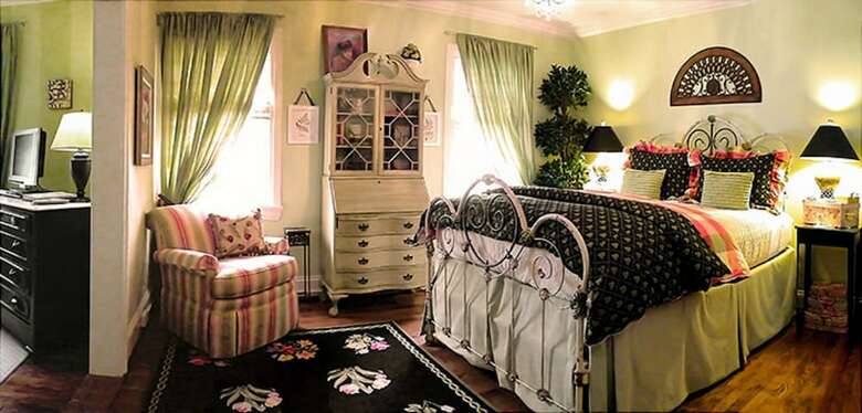 Bed & Breakfast 10 Fitch Luxurious Romantic Inn