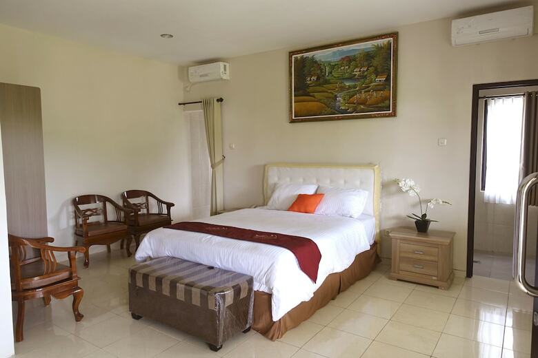 Hotel Tuban Torres Accommodation
