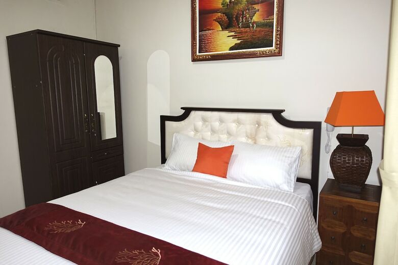 Hotel Tuban Torres Accommodation