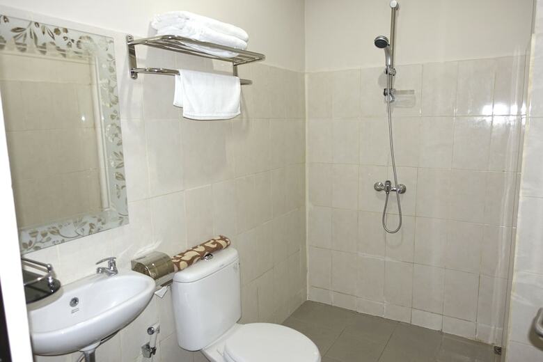 Hotel Tuban Torres Accommodation