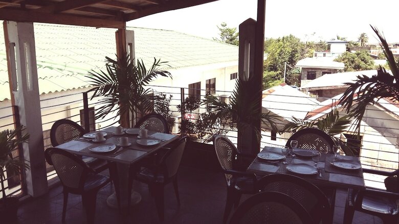 Hotel Antonio's Pension House