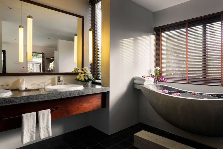 Hillocks Hotel & Spa