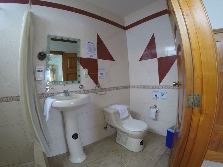 Hostal Sir Francis Drake