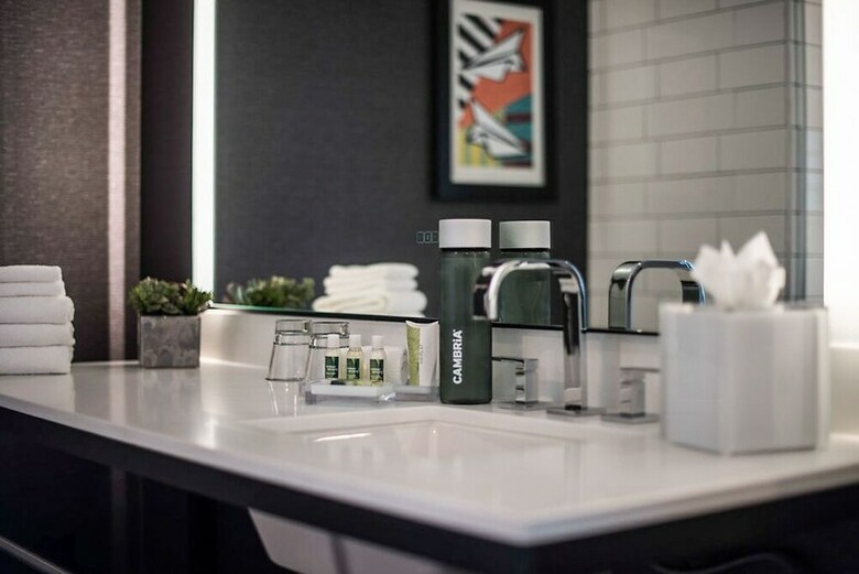 Cambria Hotel Lax