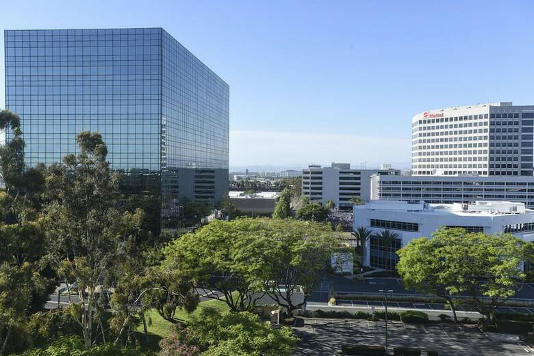 Cambria Hotel Lax