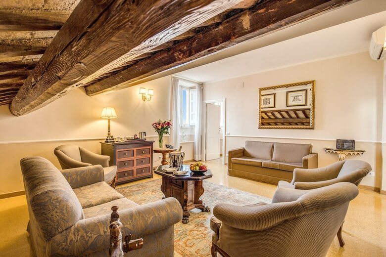 Hotel Eitch Borromini Palazzo Pamphilj