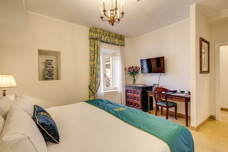 Hotel Eitch Borromini Palazzo Pamphilj