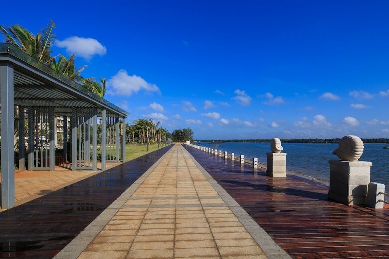 Hotel Wyndham Grand Plaza Royale Wenchang