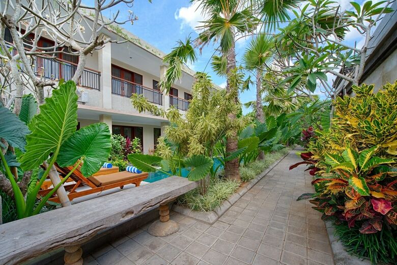 Puri Canggu Villas & Rooms