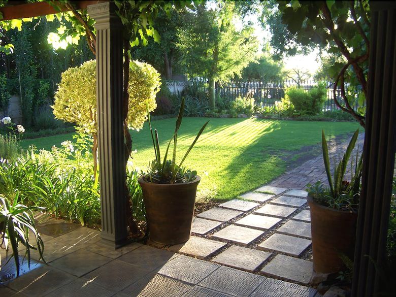 Hotel La Paix Guest House