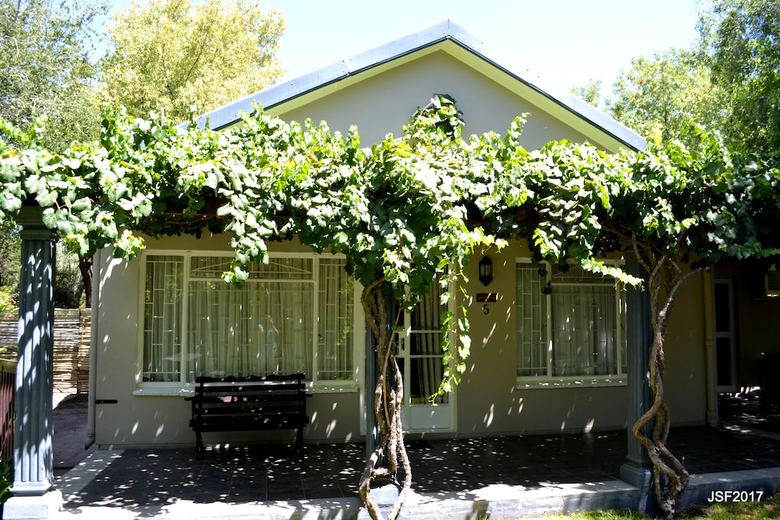 Hotel La Paix Guest House