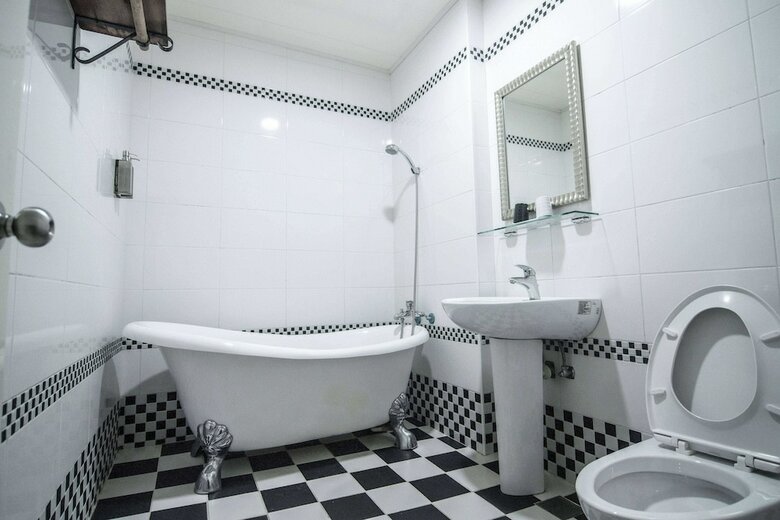 Seville B&B