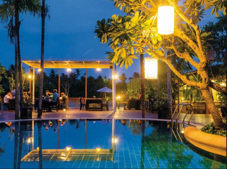 Hotel Baan Amphawa Resort & Spa