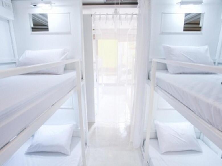 Hostal Nappark Hostel