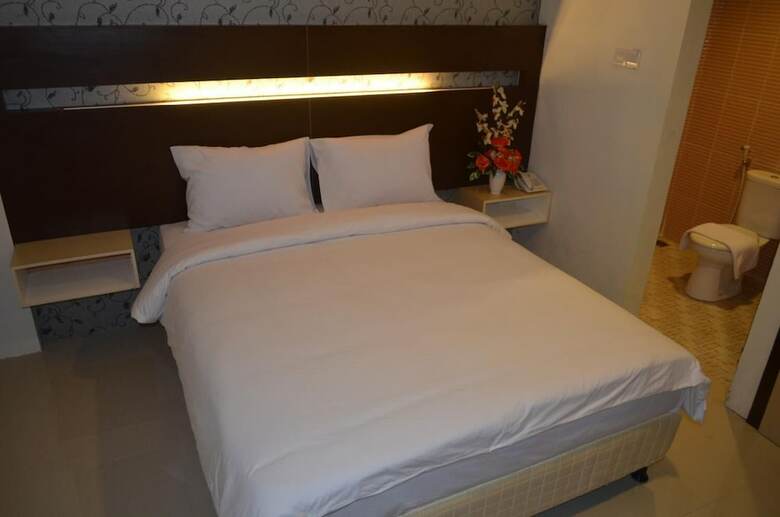 Hotel Atria Inn