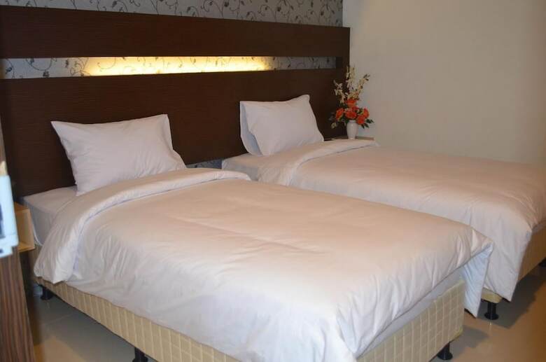 Hotel Atria Inn