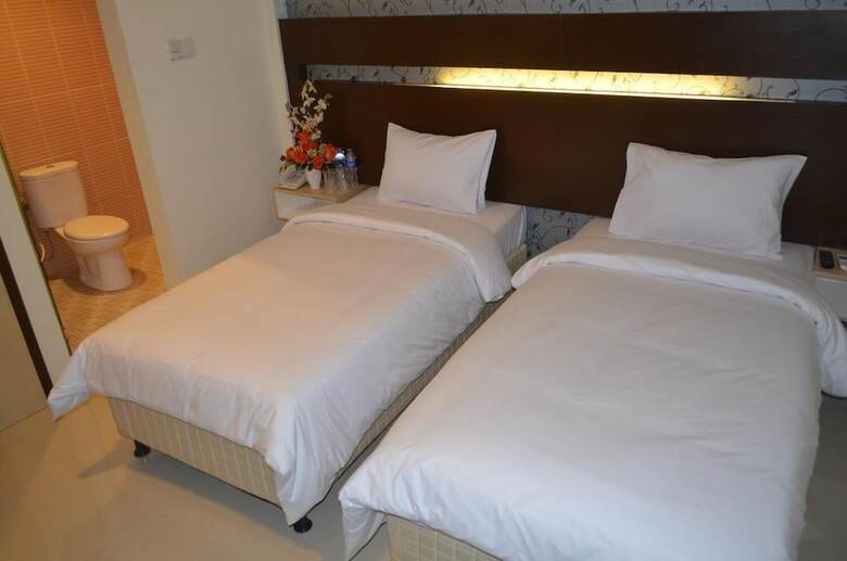 Hotel Atria Inn