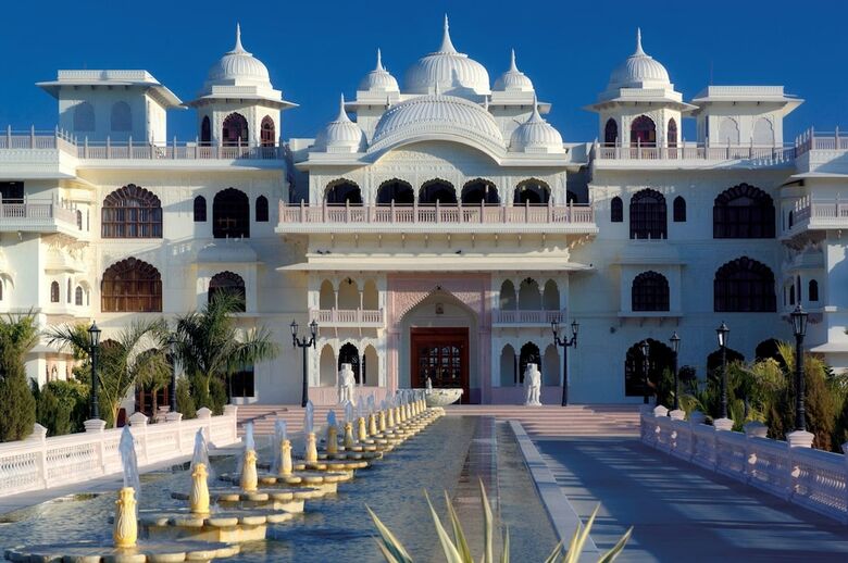 Hotel Shiv Vilas Resorts