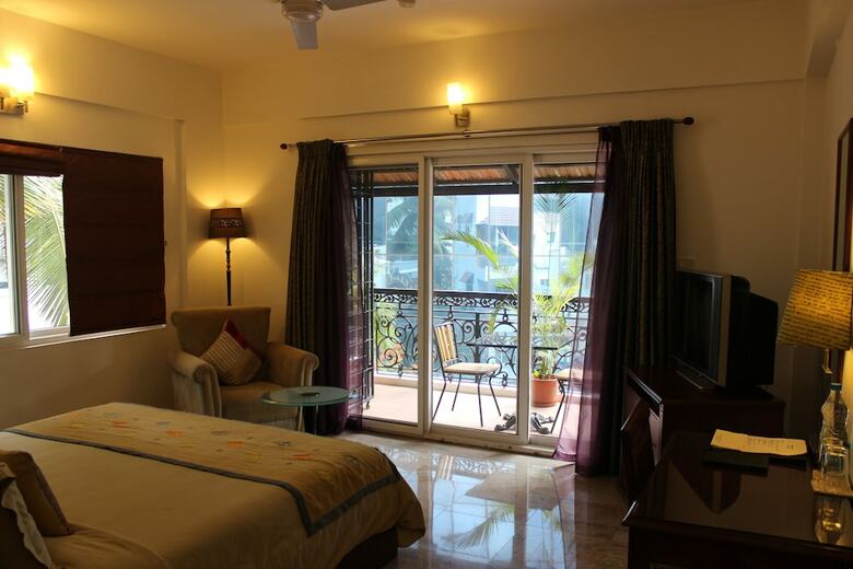 Hotel J�sta Off Mg Road