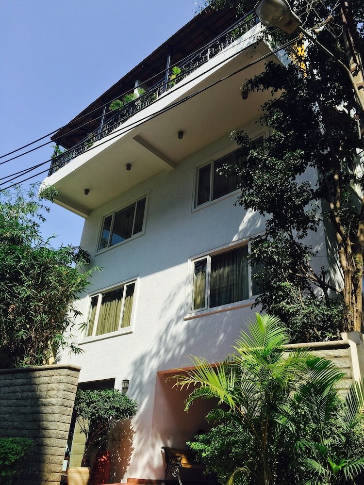 Hotel J�sta Off Mg Road