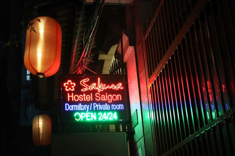 Hostal Sakura Hostel Saigon