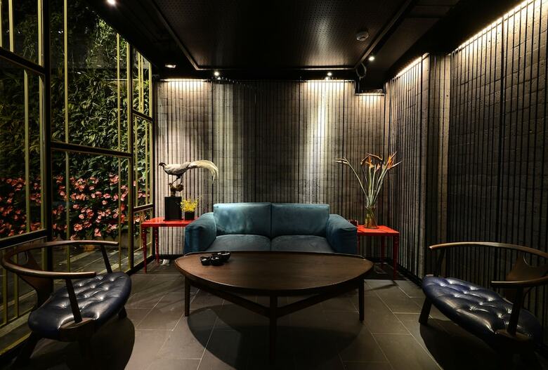 The Chi Boutique Hotel