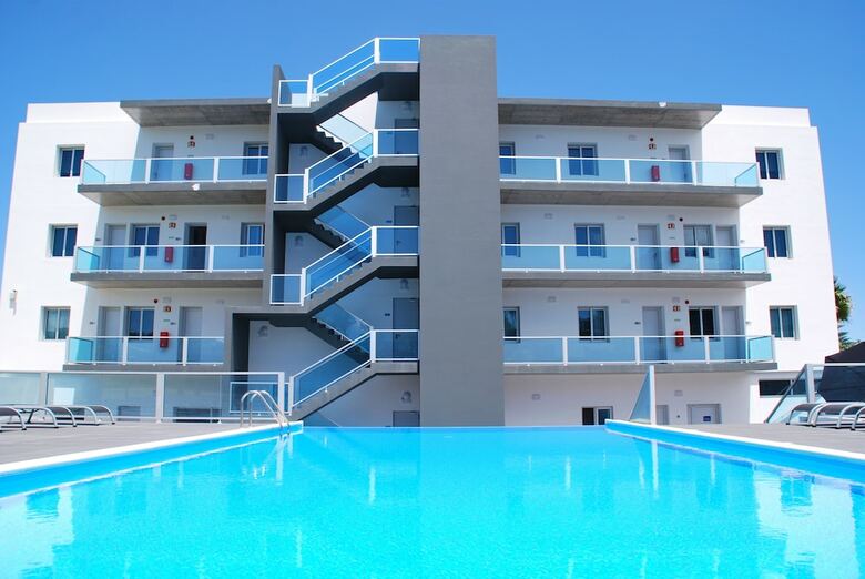 Apartamentos Whales Bay Hotel