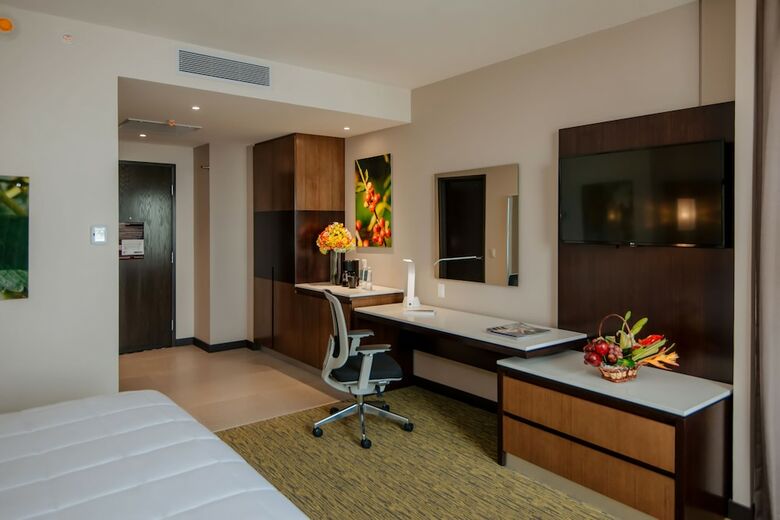 Hotel Hilton Garden Inn Puebla Angel�polis